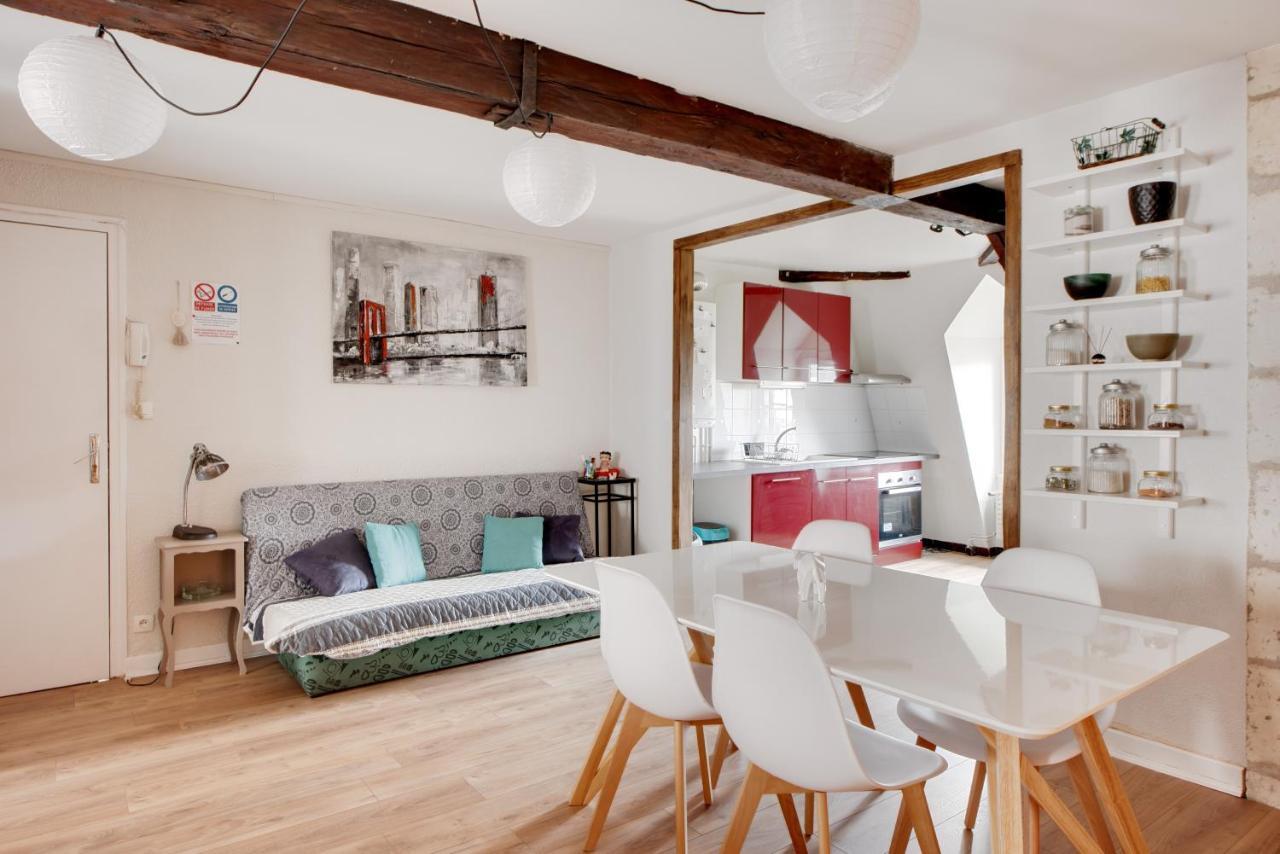 Appartamento Le Grand Mirebeau - Parking Prive Bourges Esterno foto